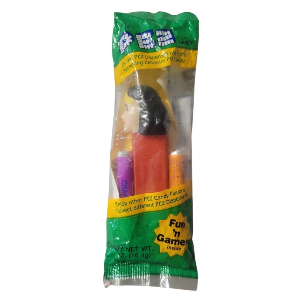 Vtg 1995 Wonder Woman DC Comics Pez Dispenser/2 Pkg Candy Unopened Red